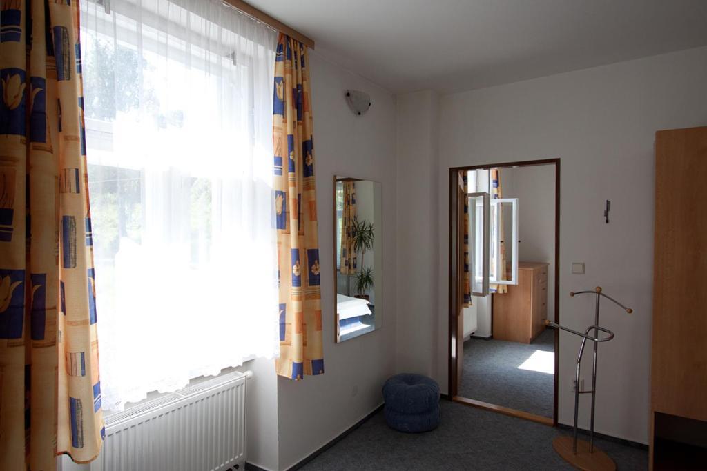 Rodinny Penzion U Wolfu Chrastava Rom bilde